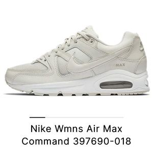 Nike Women’s Air Max Command